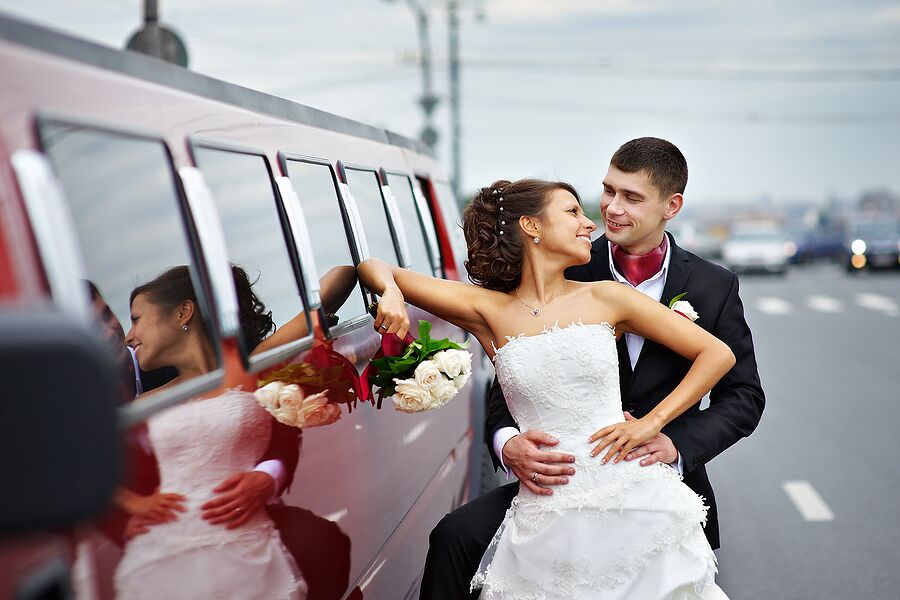 wedding limo San Francisco, Napa Valley Sonoma wedding wine countryside wedding Limousine